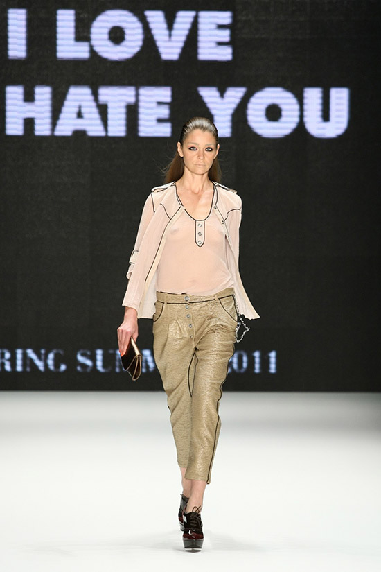 Marcel Ostertag – I love to hate you SS2011 – Berlin