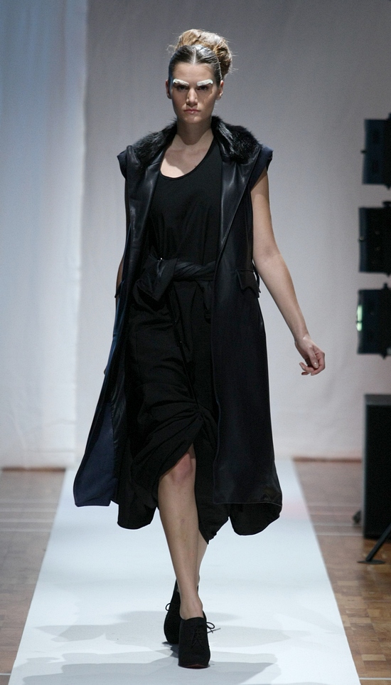 N2TF - NOSE TO TAIL FEATHERS - SS12