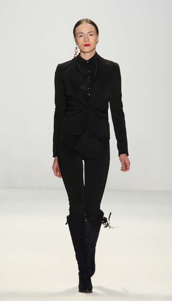 mongrels in common AW12