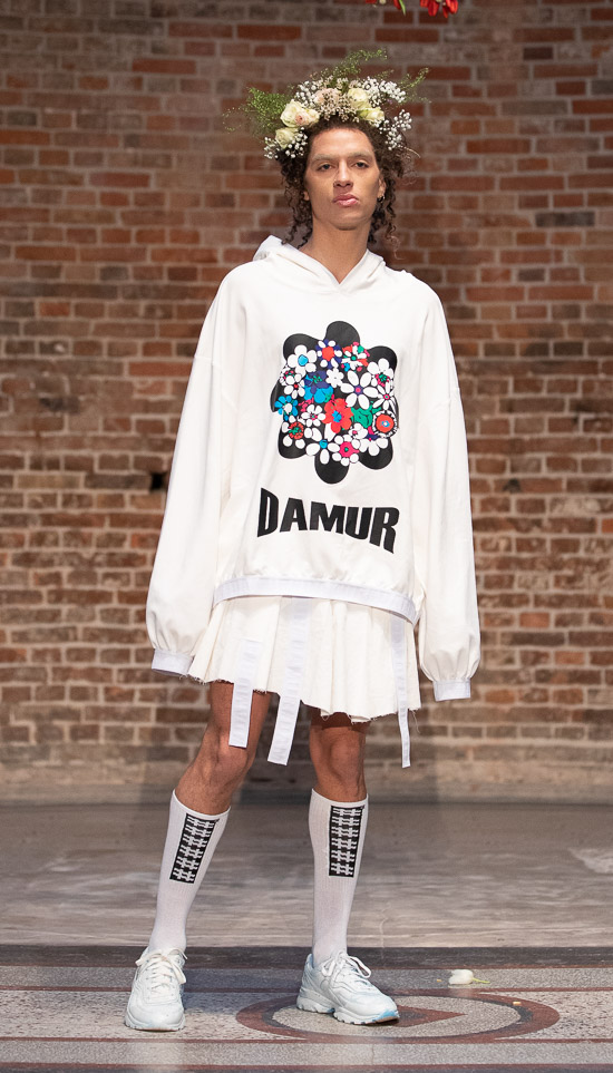 #Damur - KI im Modedesign - Interpolation und Neuanfang
